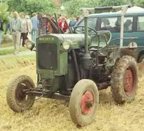 =11er Deutz bei der Feldarbeit anl. des Ortsjubiläums von BODES im Jahr 1996 (analoges Foto bearbeitet)