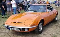 =Opel GT, gesehen bei der Oldtimerausstellung in Uttrichshausen, 07-2022
