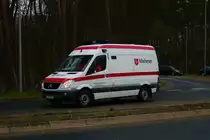 Malteser Katastrophenschutz Mercedes Benz Sprinter KTW am 12.03.23 bei einer Evakuierung in Hanau