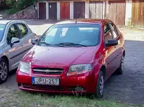Chevrolet Kalos Sedan (mit den Frontleuchten eines Hatchbacks), gesehen in September, 2021.