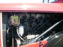 Blick auf den Motor eines Vomag beim Oldtimertreffen in Werdau