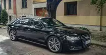 Diesen Audi A8 (D4) mit passendem Kennzeichen habe ich in 09.2021 fotografiert.