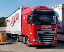 =DAF Sattelzug von JIPO-CAR rastet im Juli 2022 an der A 3