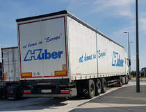 =Sattelauflieger der Spedition HUBER, 07-2022