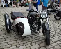 =Triumph-Gespann mit Steib-Seitenwagen, ausgestellt bei den Meiningen Classic 2022 im Juli