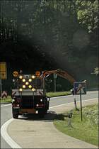 U500 mit Randstreifenmhgert in der Anschlussstelle Drolshagen, dem sdlichen Endpunkt der AM Ldenscheid. (02.06.2009)
