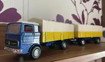 Mercedes Benz LP 1922 von Dinky Toys
