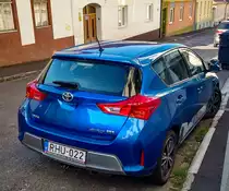 Rückanischt: Toyota Auris E180 in Blue Streak. Foto: 09.2021