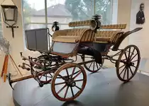 =Im Museum  fahr(T)raum - Ferdinand Porsche  in Mattsee/Österreich wird aber auch an das Kutschenzeitalter erinnert, Juni 2022