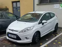 Ford Fiesta Mk6, dreitürer. Foto: Oktober, 2021.