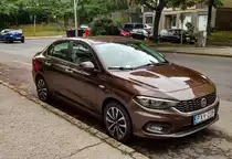 Diesen Fiat Tipo Mk2 in Magnetic Bronze (Bronzo Magnetico) habe ich in Oktober, 2021 gesehen.