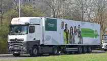 FFT - Fresh Food Transport für die Fa. TÖNNIES mit einem Sattelzug mit Kühlthermoaufleger und MB ACTROS 1845 GIGA SPACE Zugmaschine am 21.04.23 Berlin Marzahn.