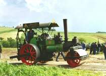 Eine Dampfwalze war beim Alttraktorentreffen in Somsdorf anzutreffen, 22.05.04