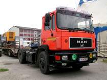 MAN 19.362 des Cirkus L.Knie beim Tourneeaufenthalt in Ried i.I. ;090606