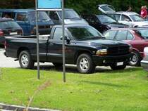 Dodge Dakota Sport vor dem Olympiastadion in Mnchen.
Aufgenommen am 14.5.2005.
