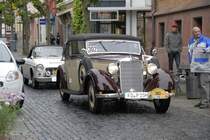 Mercedes-Benz W 143 Bj. 1938, 55 PS rollt zum Start anl. der 3. ADAC Oldtimersternfahrt zum Hessentag in Langenselbold, Startort Hnfeld, 06.06.2009 