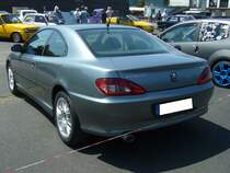 Heckansicht eines Peugeot 406 Coupe. French Car Devotion an Mo´s Bikertreff in Krefeld am 04.06.2023.
