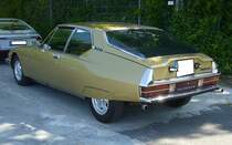 Profilansicht eines Citroen SM im Farbton or de simiane. French Car Devotion an Mo´s Bikertreff in Krefeld am 04.06.2023.