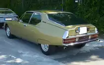 Profilansicht eines Citroen SM im Farbton or de simiane. French Car Devotion an Mo´s Bikertreff in Krefeld am 04.06.2023.