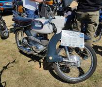 =NSU Quick 50, Bj. 1962, 49,6 ccm, 4,3 PS, steht auf dem Ausstellungsgelände beim Oldtimertreffen in Ostheim, 07-2022