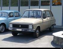 Renault 6 TL an der Oldtimer Ausstellung im Flugplatz Areal in Bleienbach am 28.05.2023