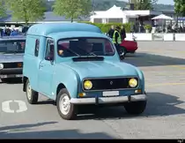 Renault R4 an der Oldtimer Ausstellung im Flugplatz Areal in Bleienbach am 28.05.2023