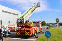 Feuerwehr Mannheim IVECO Magirus DLK23/12 am 13.05.23 beim Tag der offenen Tür der Wache Nord