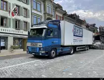 Volvo FH 16 Sattelschlepper in Aarberg anlässlich eines Musik Event in Aarberg am 10.06.2023