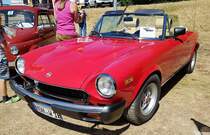 =Fiat 124 Spider, Bj. 1981, 1995 ccm, 105 PS, gesehen auf dem Ausstellungsgelände beim Oldtimertreffen in Ostheim, 07-2022