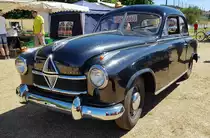 =Borgward Hansa 1800, gesehen auf dem Ausstellungsgelände beim Oldtimertreffen in Ostheim, 07-2022