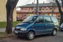 Nissan Serena der ersten Generation. Foto: Dezember, 2021.