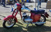 =Jawa, gesehen auf dem Ausstellungsgelände beim Oldtimertreffen in Ostheim, 07-2022