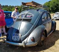 =VW Käfer, Bj. 1952, 24,5 PS, gesehen auf dem Ausstellungsgelände beim Oldtimertreffen in Ostheim, 07-2022