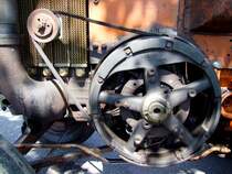 Seitlicher  Riementrieb  des PAMPA-Traktors; 090419