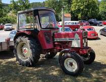 =IHC 633, gesehen auf dem Ausstellungsgelände beim Oldtimertreffen in Ostheim, 07-2022
