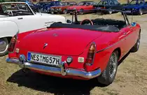 =MG B, gesehen auf dem Ausstellungsgelände beim Oldtimertreffen in Ostheim, 07-2022