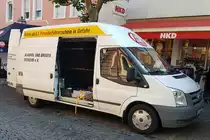 Ford Transit vom B.A.D.S (Bund gegen Alkolhol und Drogen im Straßenverkehr) steht beim Tag des Blaulichts 2023 in Hünfeld. Zum ersten Hünfelder Tag des Blaulichts, am 17.06.2023, präsentierten DRK, THW, LaPo Hessen, Feuerwehr Hünfeld, DLRG, die Justiz und die Bundespolizei einen Teil ihrer Einsatzmittel und warben für ihre Einrichtungen.