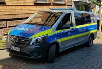 =MB Vito des LaPo Hessen, gesehen beim Tag des Blaulichts 2023 in Hünfeld. Zum ersten Hünfelder Tag des Blaulichts, am 17.06.2023, präsentierten DRK, THW, LaPo Hessen, Feuerwehr Hünfeld, DLRG, die Justiz und die Bundespolizei einen Teil ihrer Einsatzmittel und warben für ihre Einrichtungen.