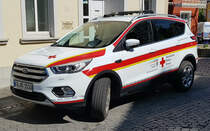 =Ford Kuga vom DRK KV HÜNFELD, gesehen beim Tag des Blaulichts 2023 in Hünfeld. Zum ersten Hünfelder Tag des Blaulichts, am 17.06.2023, präsentierten DRK, THW, LaPo Hessen, Feuerwehr Hünfeld, DLRG, die Justiz und die Bundespolizei einen Teil ihrer Einsatzmittel und warben für ihre Einrichtungen.