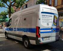 =MB Sprinter der hessischen Justizverwaltung, gesehen beim Tag des Blaulichts 2023 in Hünfeld. Zum ersten Hünfelder Tag des Blaulichts, am 17.06.2023, präsentierten DRK, THW, LaPo Hessen, Feuerwehr Hünfeld, DLRG, die Justiz und die Bundespolizei einen Teil ihrer Einsatzmittel und warben für ihre Einrichtungen.