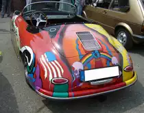 Heckansicht eines Porsche 356 A 1600 Super Cabriolet im  Janis Joplin-Look . Oldtimertreffen an der  Alten Dreherei  in Mülheim an der Ruhr am 18.06.2023.