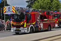 Iveco Eurocargo 160-320 Drehleiterfahrzeug des CGDIS, war bei der Militärparade in der Stadt Luxemburg mit dabei. 23.06.2023