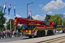 Liebherr Autokran des CGDIS, war bei der Militärparade in der Stadt Luxemburg zu sehen. 23.06.2023
