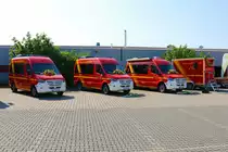 Feuerwehr Rodgau Mercedes Benz Sprinter MTW+MTW und neuer ELW Süd  am 08.06.23 beim Tag der offenen Tür feierlich geschmückt für die Fahrzeugübergabe 