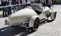 =Adler RS, Bj. 1933, 1945 ccm, 78 PS, während der Präsentation der Rennteilnehmer des Rossfeldrennens  Edelweiss-Bergpreis  2022 im Markt Berchtesgaden.