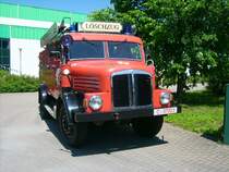 S4000 Lschfahrzeug im Betriebsgelnder der Meinersdorfer Firma zum Heimatfest. 