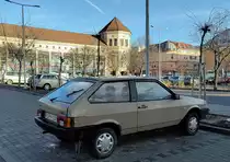 Rückansicht / Seitenansicht: dreitürer Lada Samara Januar, 2022.