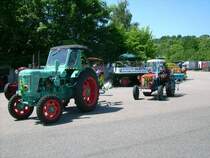 RS 14/36 und ITM533 nehmen Aufstellung fr die Teilnahme am Heimatfest.Mit ihnen wurde die LPG Zeit dargestellt