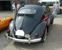 Heckansicht eines  Ovali-Käfers  aus dem Jahr 1953. Oldtimertreffen an der  Alten Dreherei  in Mülheim an der Ruhr am 18.06.2023.