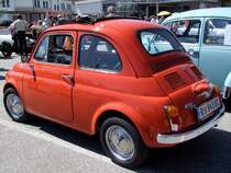 FIAT500 mit Planenffnung(Schiebdach) anlsslich der Oldtimerausstellung in St.Martin/Innkreis; 090419